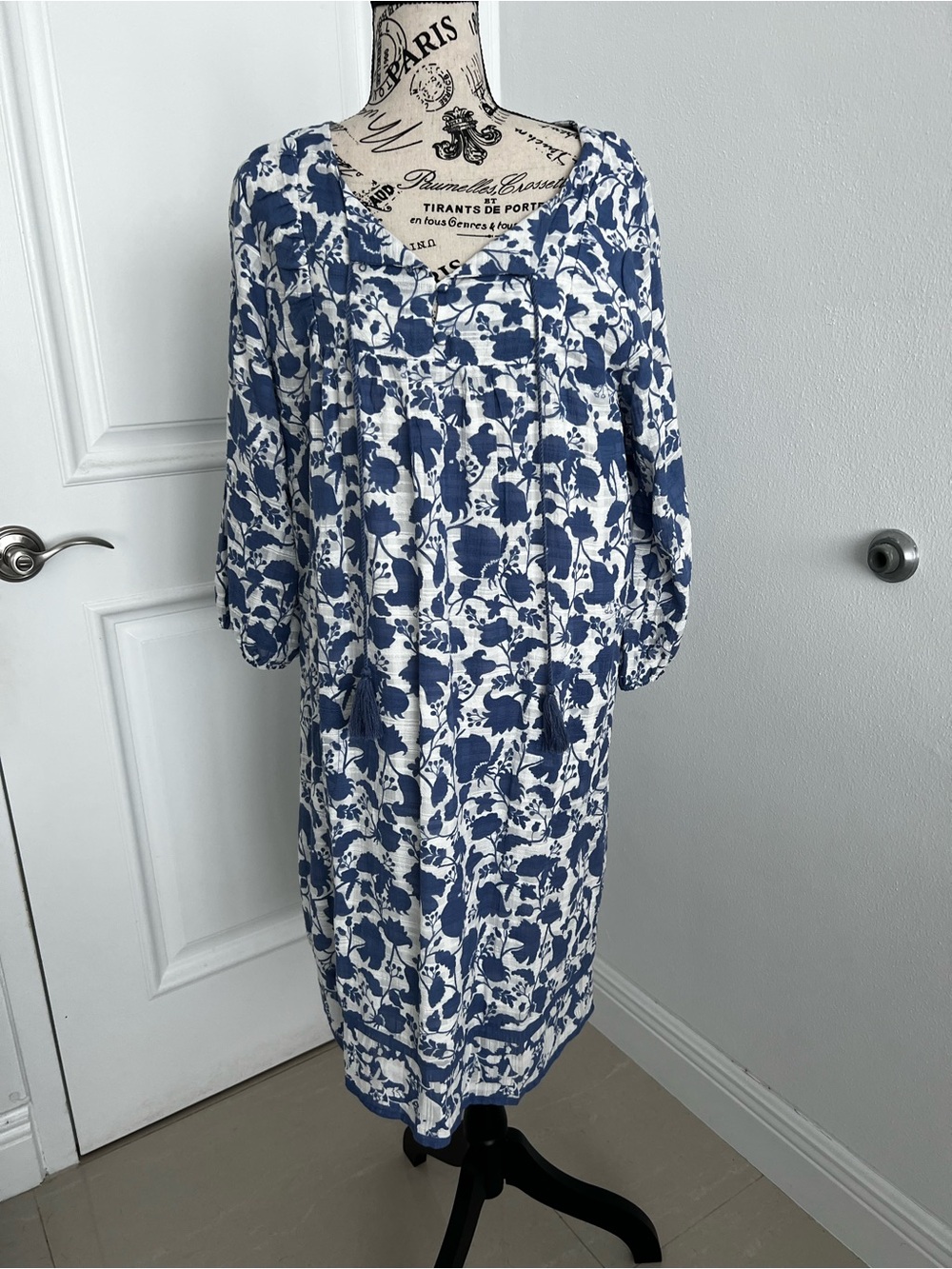 Studio Blue & White Floral Midi Dress